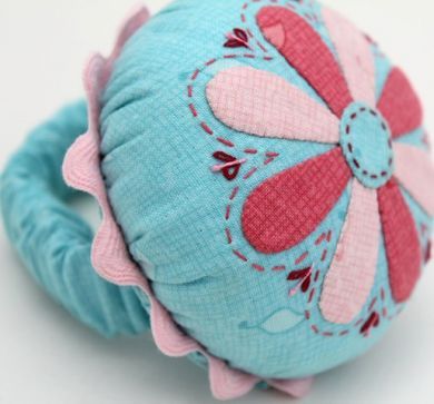 Applique Club - Wrist Pincushion : Pattern 