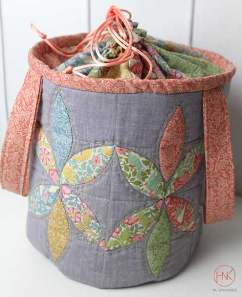 Finnanger Fave bucket bag